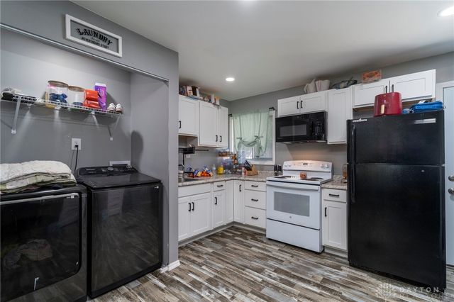 987 Stewart Avenue, Xenia, OH 45385