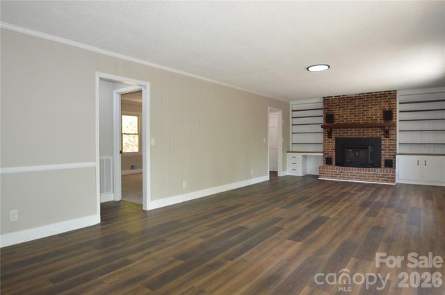 191 Flat Rock Hill Road, Tryon, NC 28782