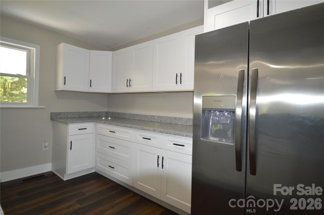191 Flat Rock Hill Road, Tryon, NC 28782