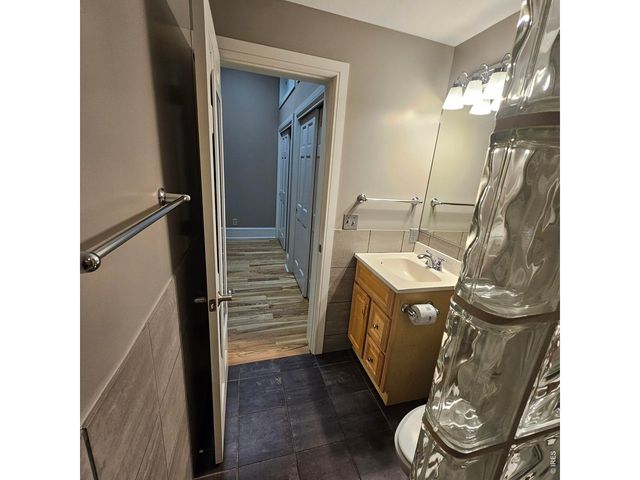 804 8th St 301, Greeley, CO 80631