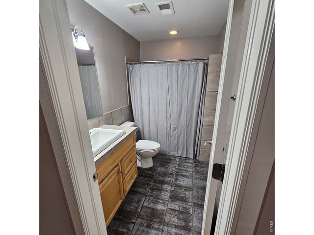 804 8th St 301, Greeley, CO 80631
