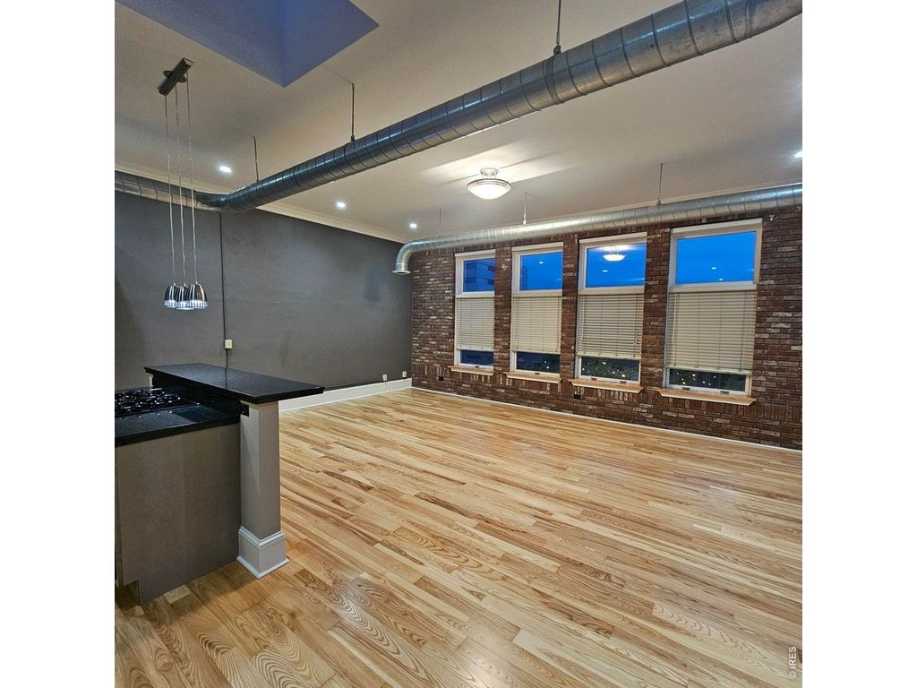 804 8th St 301, Greeley, CO 80631