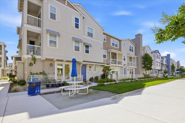 9652 Seawind Way, Newark, CA 94560