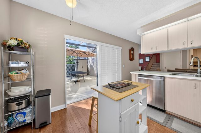 42 Essex Court B, Royal Palm Beach, FL 33411