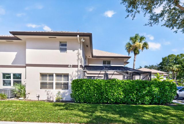 42 Essex Court B, Royal Palm Beach, FL 33411