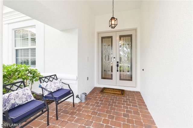 5640 Lago Villaggio WAY, Naples, FL 34104