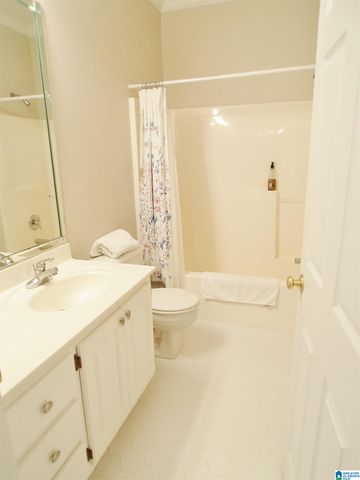 2606 OAK VILLAGE DRIVE, Anniston, AL 36207