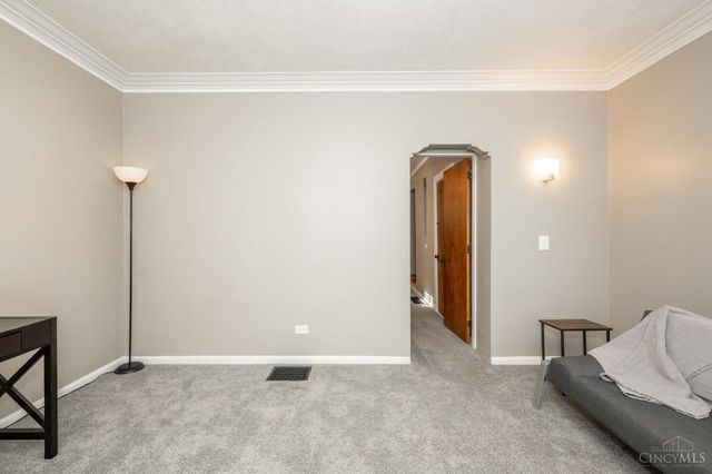 3341 Hanna Avenue, Cincinnati, OH 45211