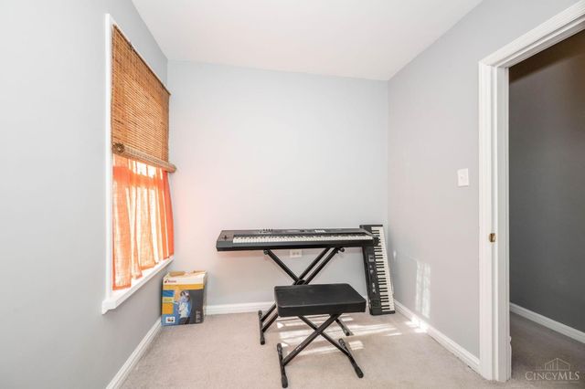 3341 Hanna Avenue, Cincinnati, OH 45211