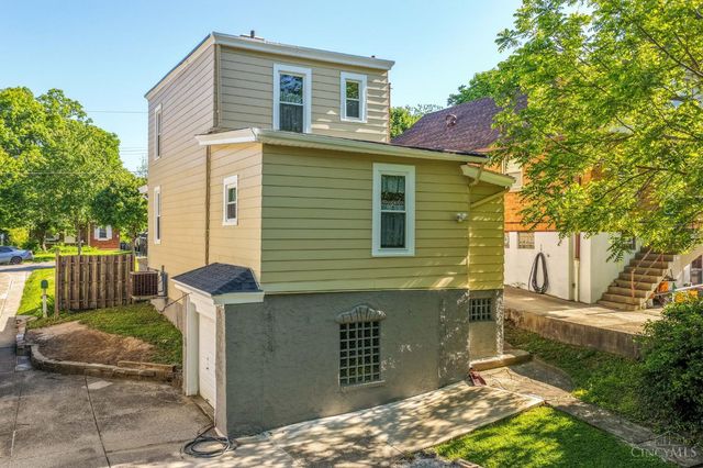 3341 Hanna Avenue, Cincinnati, OH 45211