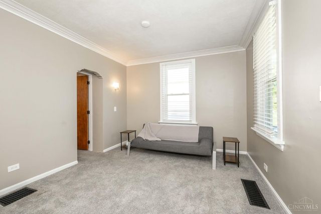 3341 Hanna Avenue, Cincinnati, OH 45211