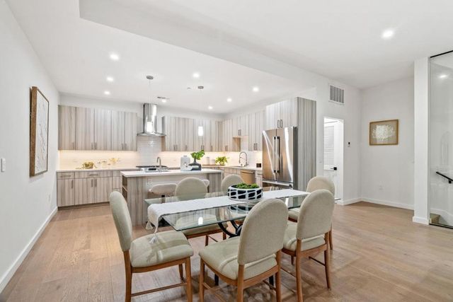 922 Woodside Road, Redwood City, CA 94061