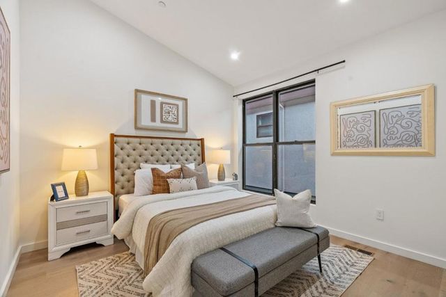 922 Woodside Road, Redwood City, CA 94061