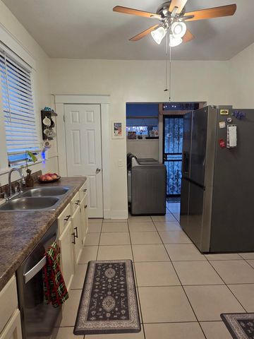 1196 CENTRAL AVE, Memphis, TN 38104