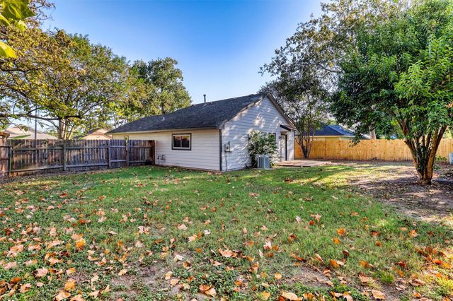 10943 Spanish Grant Drive, Sugar Land, TX 77498