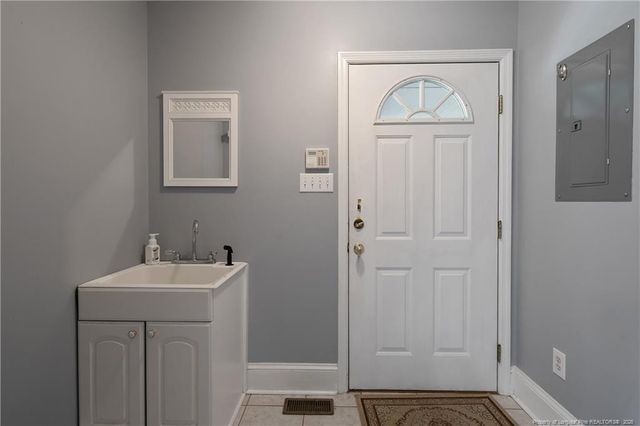 3641 Farmbrook Road, Fayetteville, NC 28303