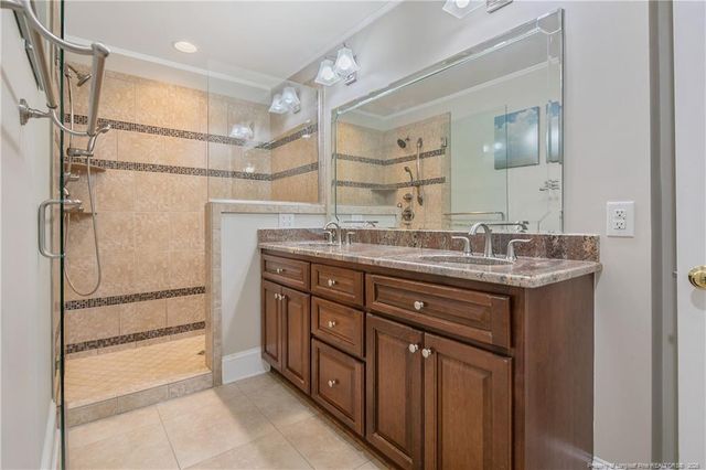 3641 Farmbrook Road, Fayetteville, NC 28303