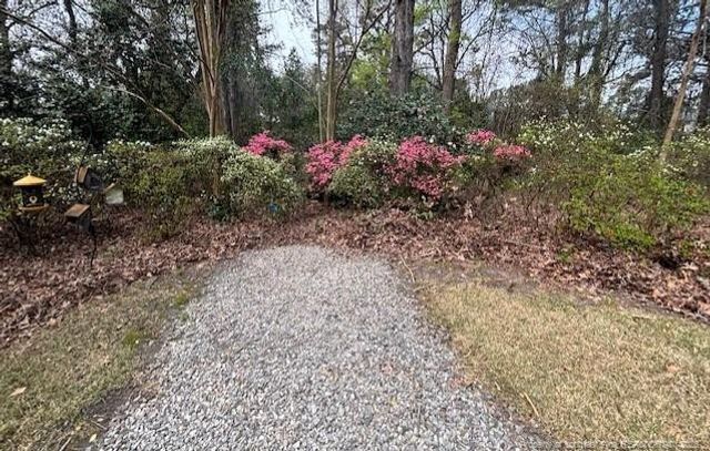 3641 Farmbrook Road, Fayetteville, NC 28303