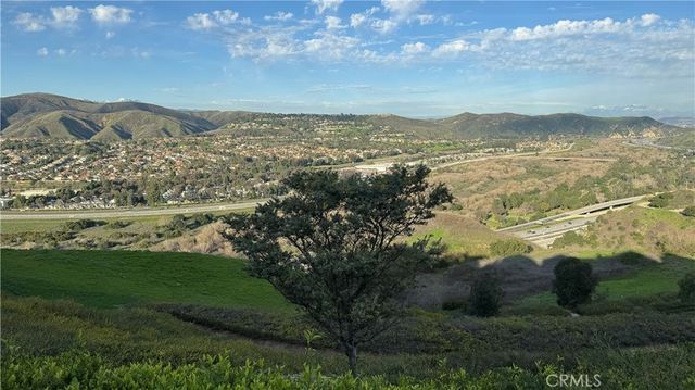 625 S Morningstar Drive, Anaheim Hills, CA 92808