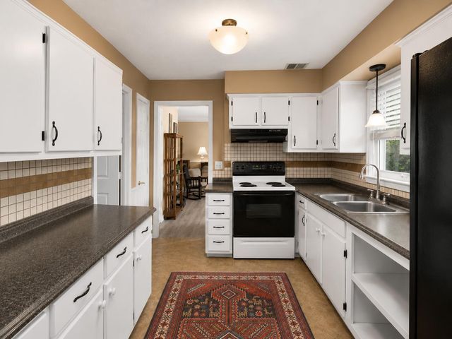 135 Edgewood Drive, Stanford, KY 40484