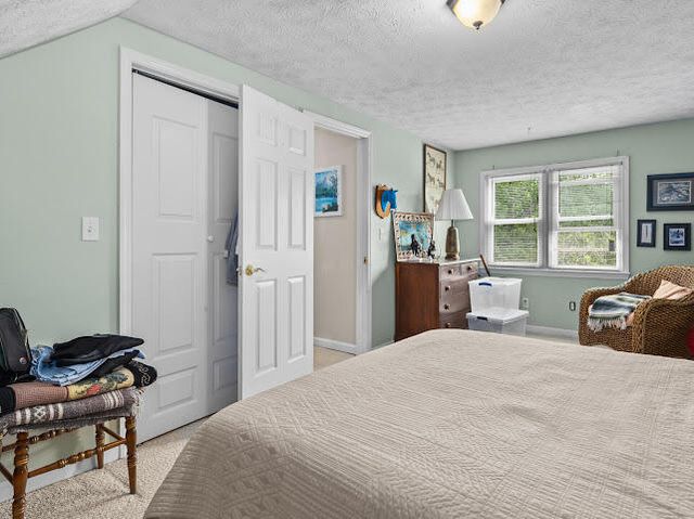 135 Edgewood Drive, Stanford, KY 40484