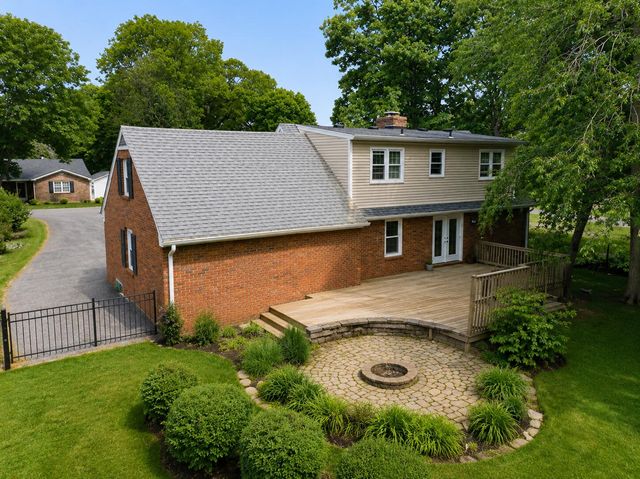 135 Edgewood Drive, Stanford, KY 40484