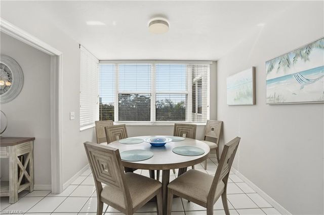 5550 Heron Point DR 304, Naples, FL 34108