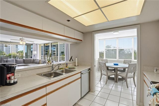 5550 Heron Point DR 304, Naples, FL 34108