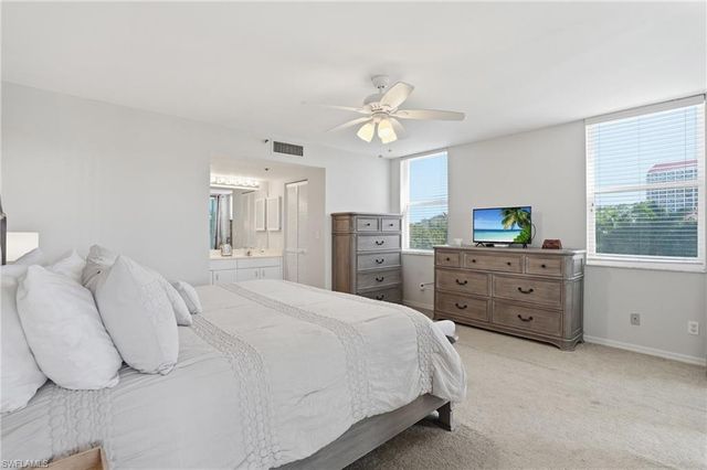 5550 Heron Point DR 304, Naples, FL 34108