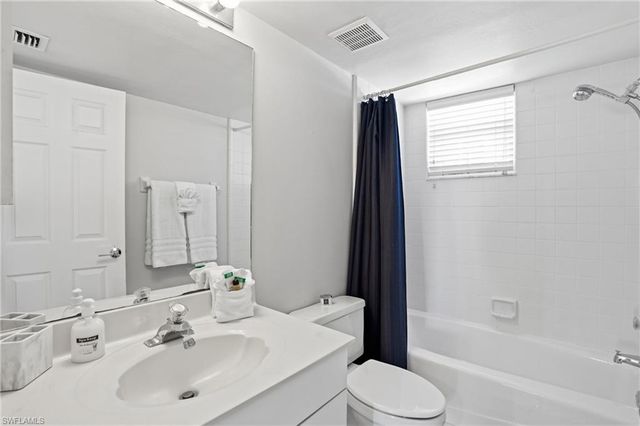 5550 Heron Point DR 304, Naples, FL 34108