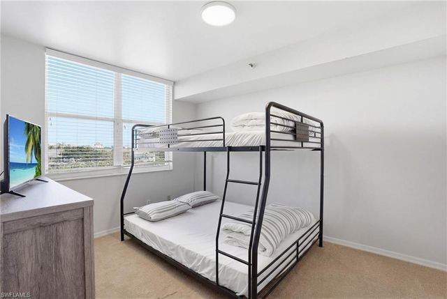 5550 Heron Point DR 304, Naples, FL 34108