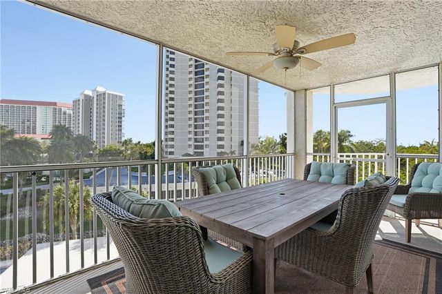 5550 Heron Point DR 304, Naples, FL 34108