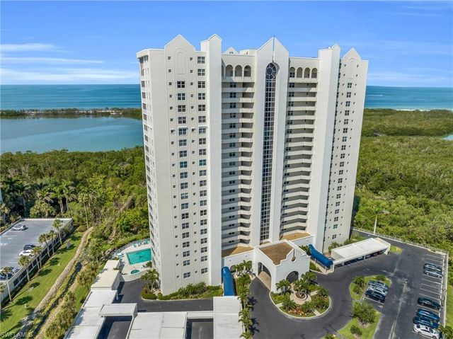 5550 Heron Point DR 304, Naples, FL 34108