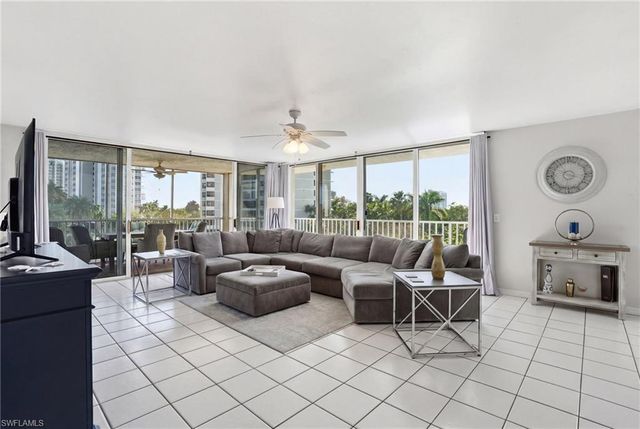 5550 Heron Point DR 304, Naples, FL 34108