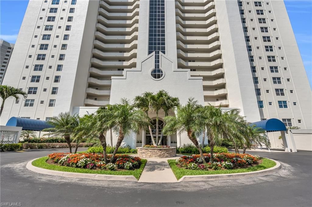 5550 Heron Point DR 304, NAPLES, FL 34108 — photo 2