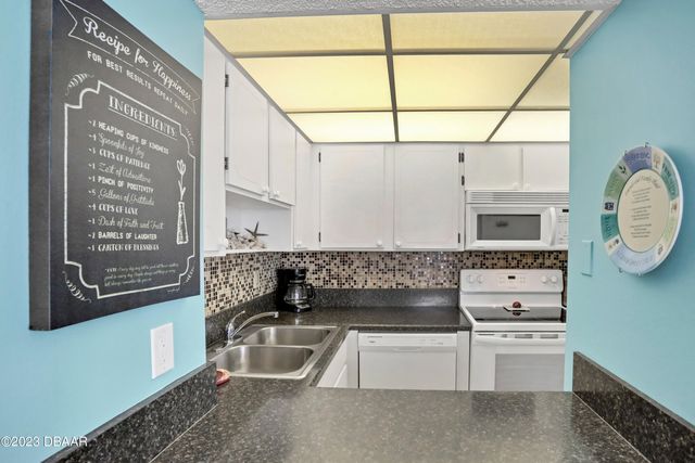 2947 S Atlantic Ave Apt 602, Daytona Beach Shores, FL 32118