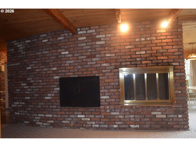 550 RIVERVIEW Dr, Salem, OR 97304