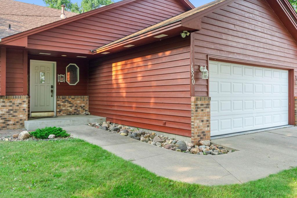 1820 Slater Lane, Burnsville, MN 55337 — photo 3