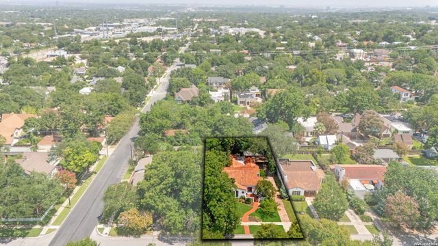 233 W HOLLYWOOD AVE, San Antonio, TX 78212