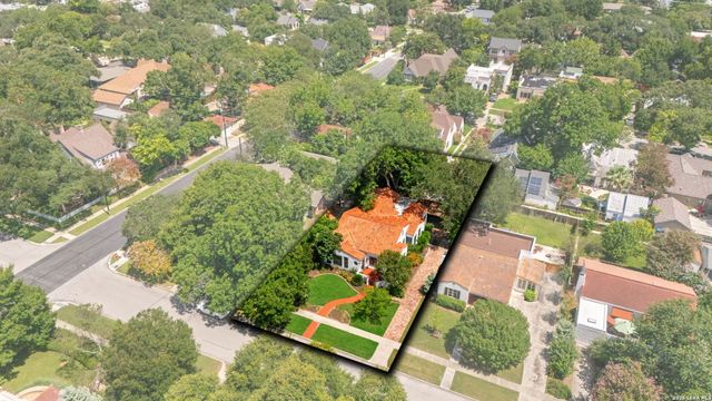 233 W HOLLYWOOD AVE, San Antonio, TX 78212