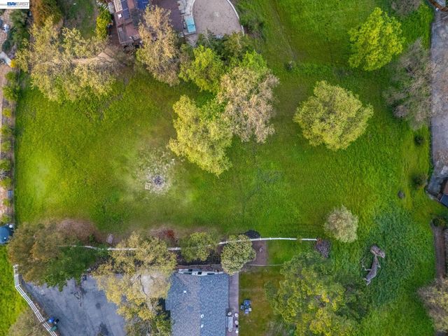 3 Ohlson LN, Danville, CA 94526