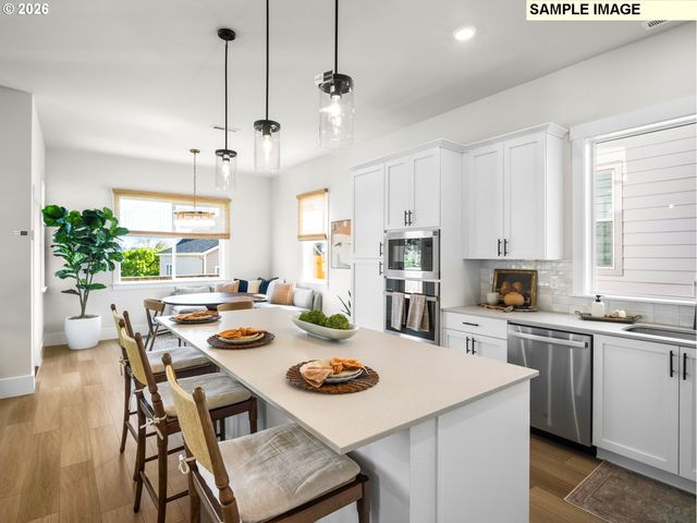 18090 Sw Hoover Ln, Beaverton, OR 97003