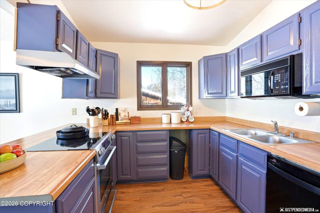 24419 Thunderbird Drive, Chugiak, AK 99567