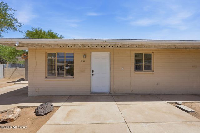 933 S Fordham Drive, Tucson, AZ 85710