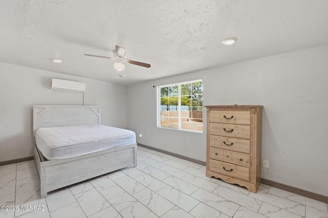 933 S Fordham Drive, Tucson, AZ 85710