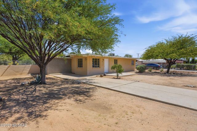 933 S Fordham Drive, Tucson, AZ 85710
