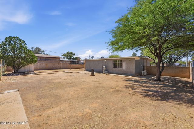 933 S Fordham Drive, Tucson, AZ 85710