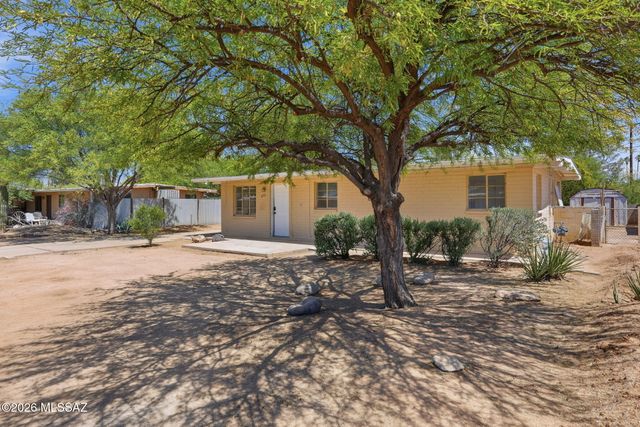 933 S Fordham Drive, Tucson, AZ 85710