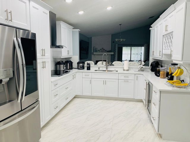 2062 SUE ELLEN COURT, Apopka, FL 32703