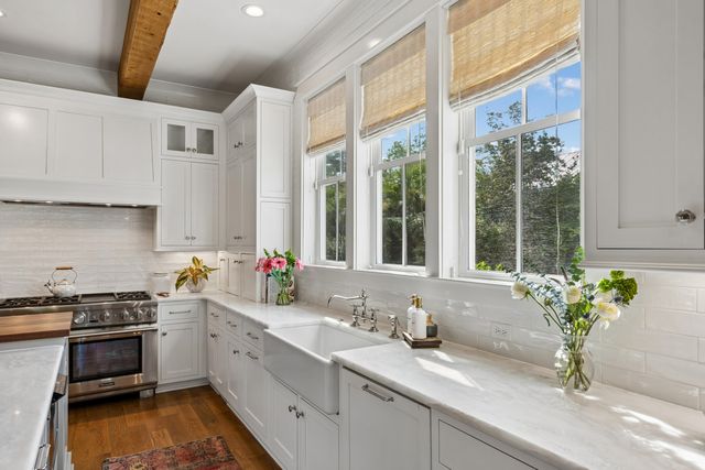 741 Winthrop Street, Mount Pleasant, SC 29464